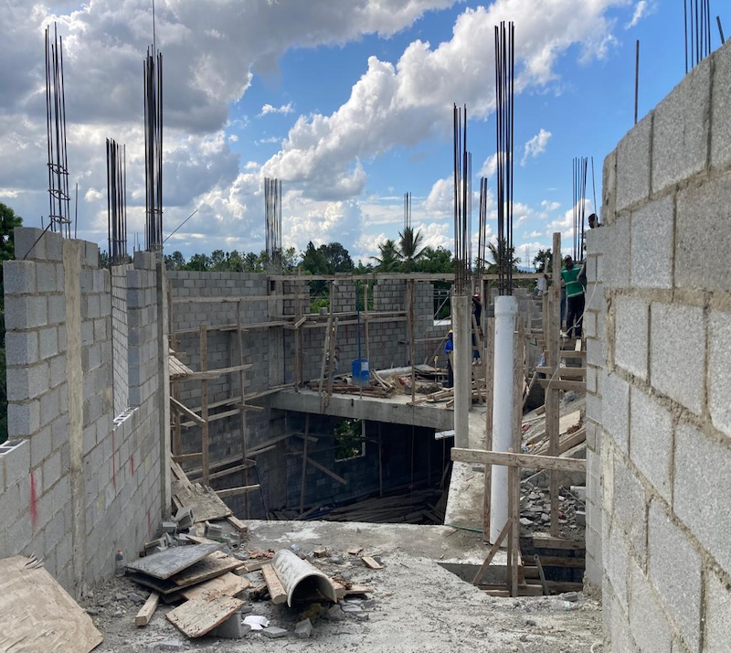 Rebuilding Hope Iglesia Bienvenido